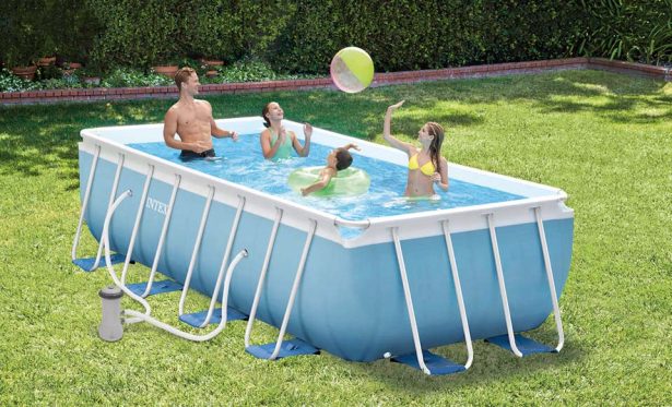 Intex Prisma Frame: piscina di fascia media, stabile e resistente